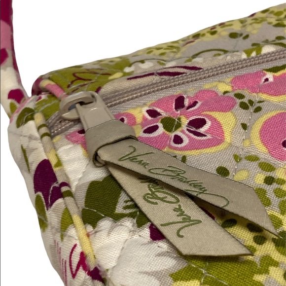 🎉HP🎉 Vera Bradley Knot Just A Clutch Make Me Blush Floral Pink & Green Purse - Picture 5 of 10
